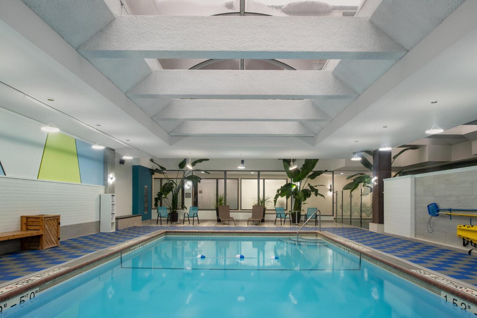 Crowne Plaza Kitchener-Waterloo By Ihg Hotel Ngoại thất bức ảnh