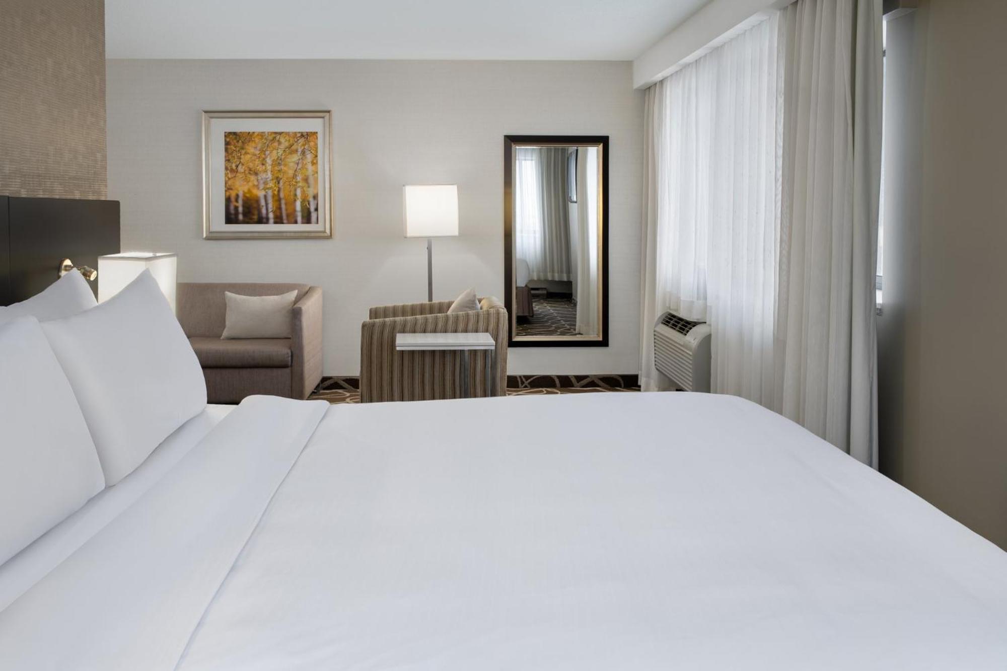 Crowne Plaza Kitchener-Waterloo By Ihg Hotel Ngoại thất bức ảnh