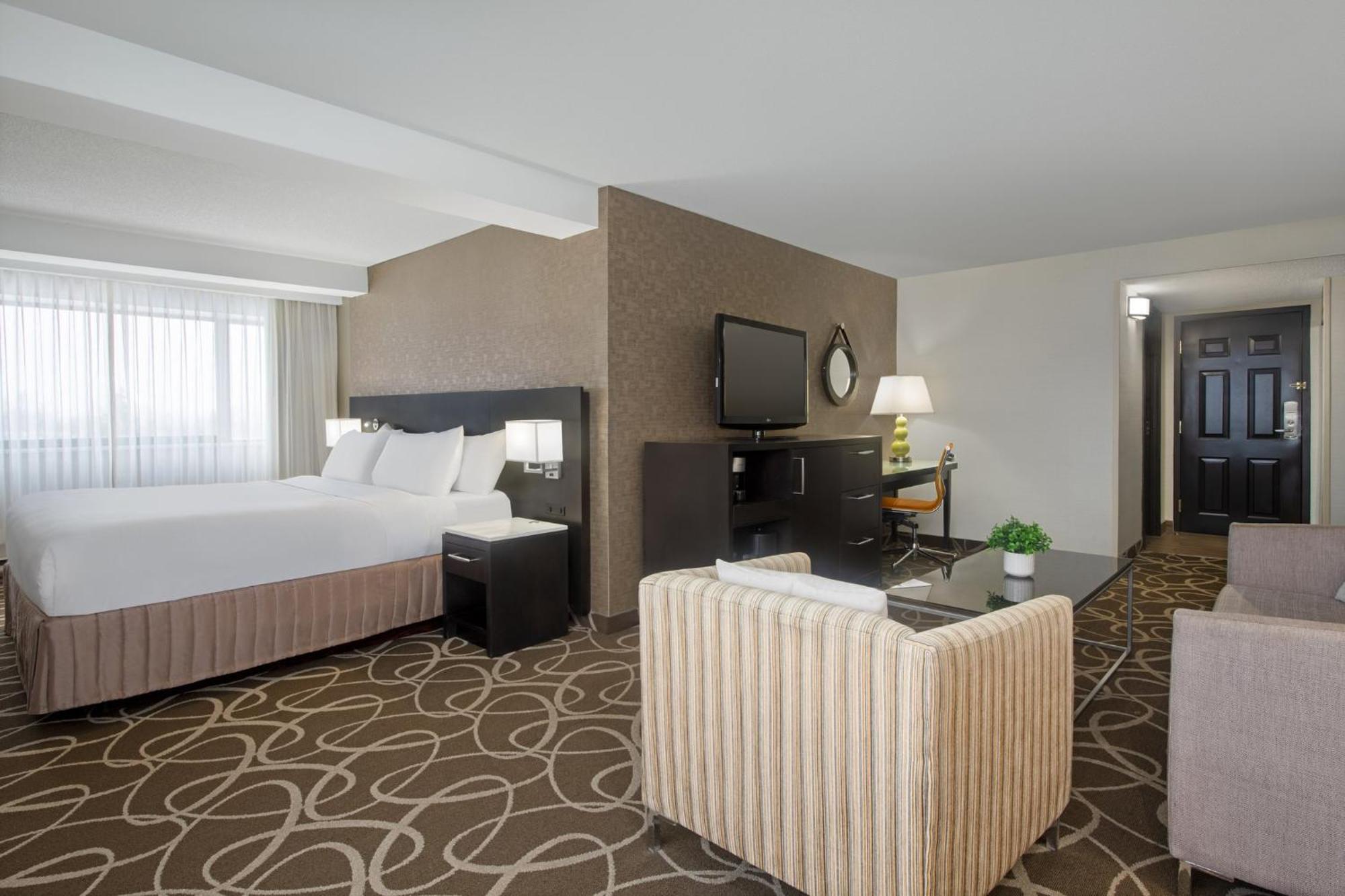 Crowne Plaza Kitchener-Waterloo, An Ihg Hotel Ngoại thất bức ảnh