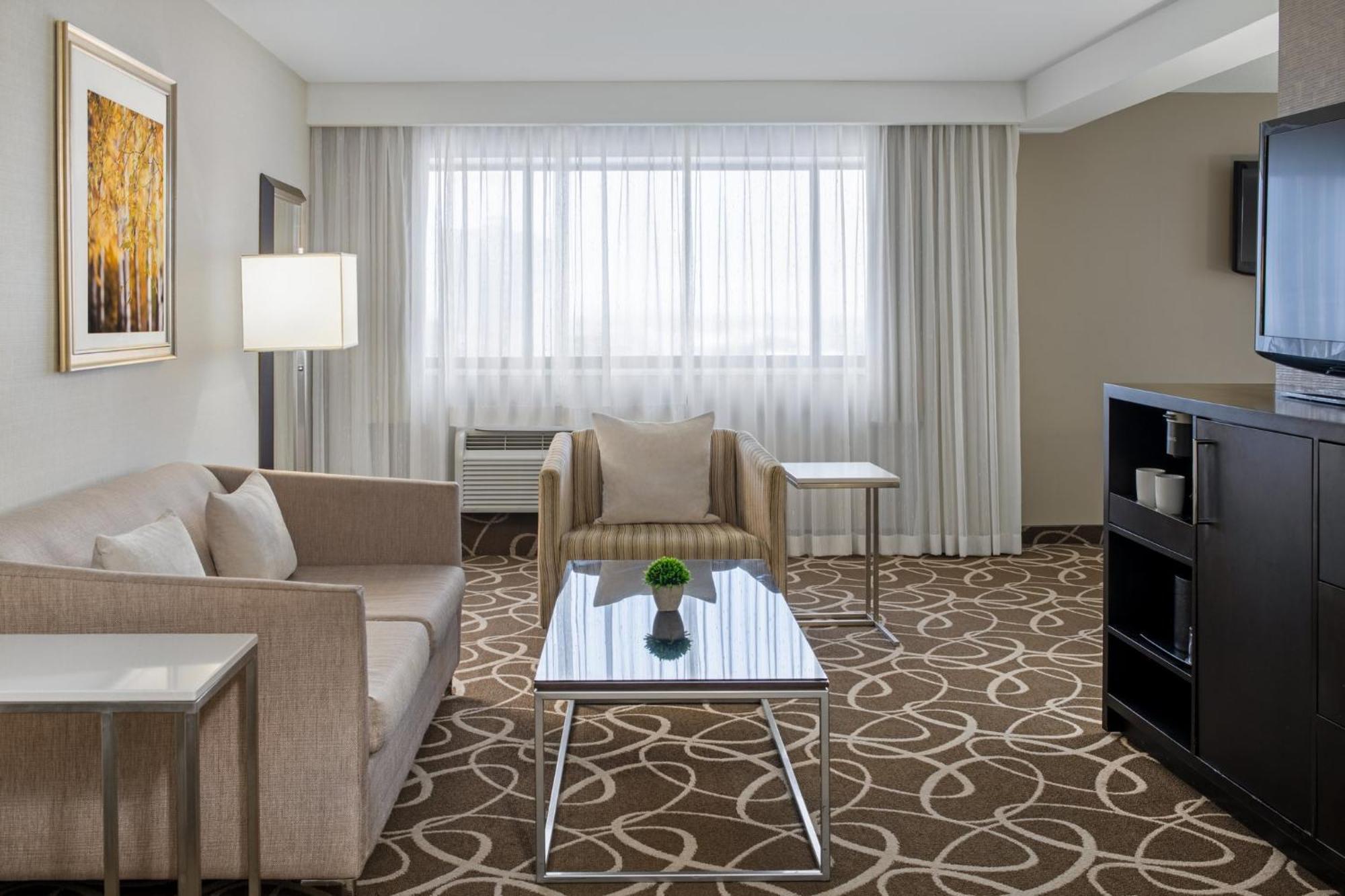 Crowne Plaza Kitchener-Waterloo By Ihg Hotel Ngoại thất bức ảnh