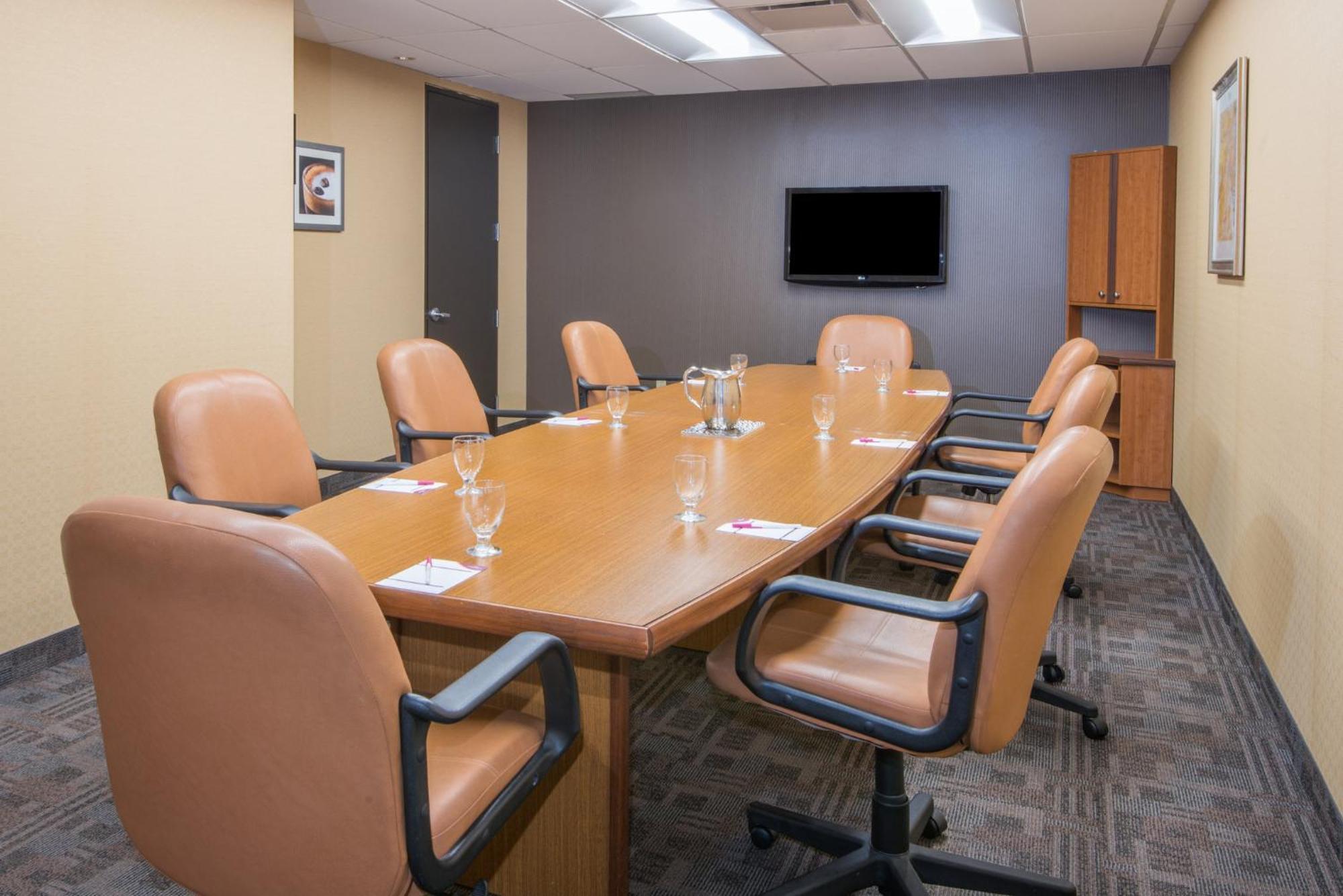 Crowne Plaza Kitchener-Waterloo By Ihg Hotel Ngoại thất bức ảnh