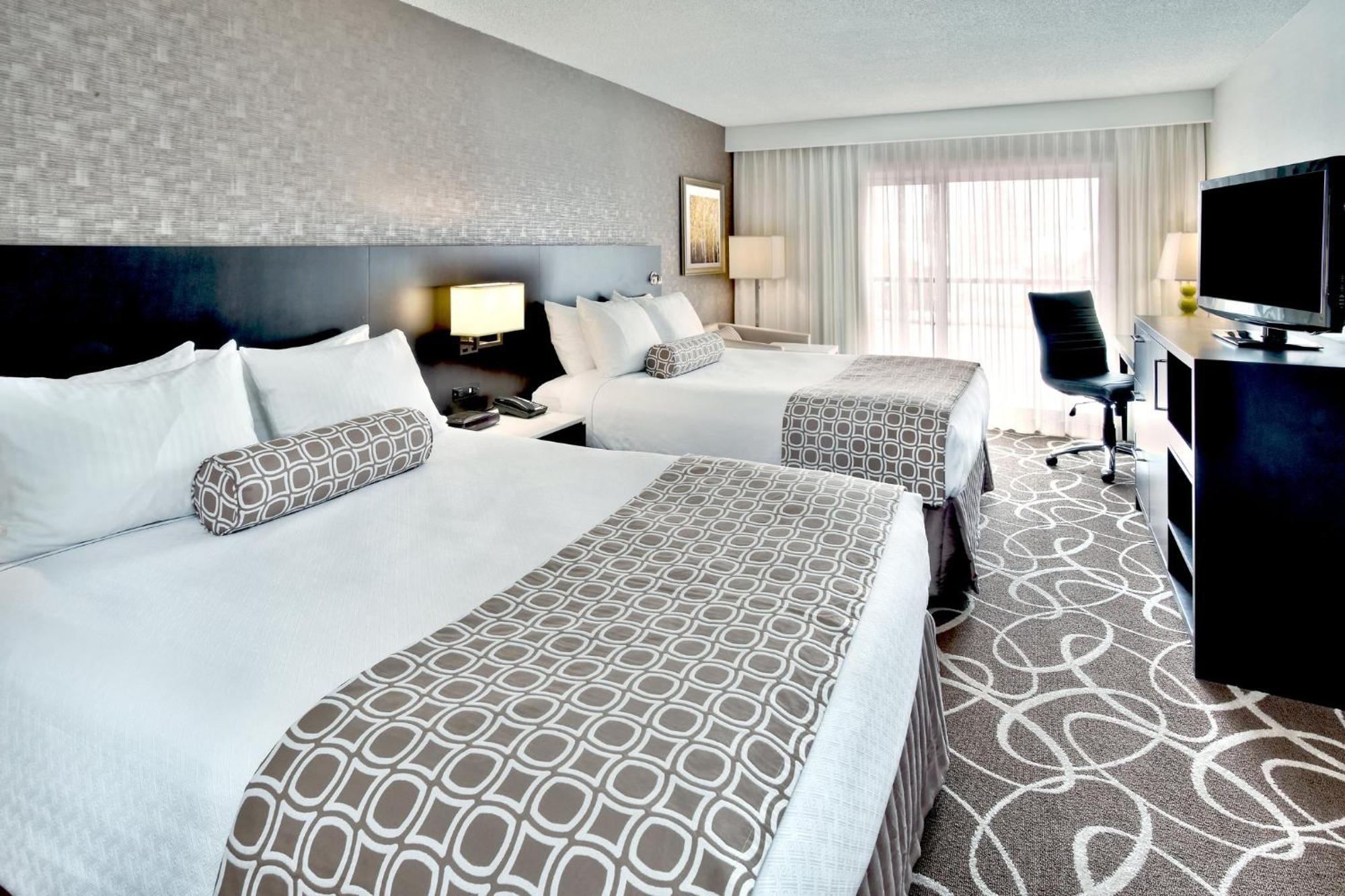 Crowne Plaza Kitchener-Waterloo By Ihg Hotel Ngoại thất bức ảnh